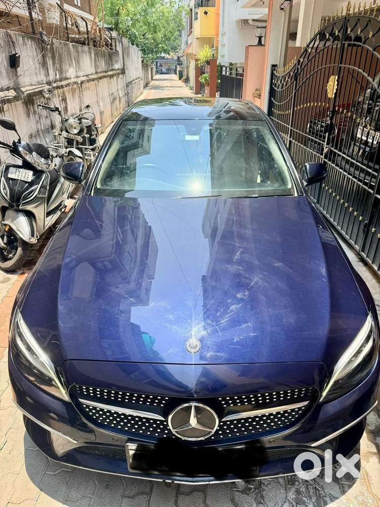 Lowdriven 48000 Km, Serviced Upto Date Mercedes C220 Progressive
