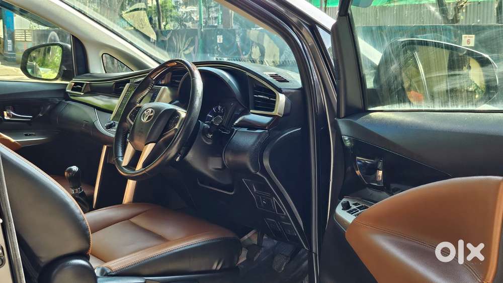Toyota Innova Crysta 2.4 V 8 Str, 2019, Diesel