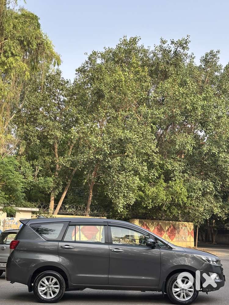 Toyota Innova Crysta 2.4 G Mt, 2017, Diesel