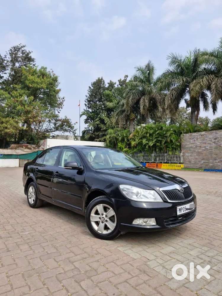 Skoda Laura 2.0 Ambiente 2011