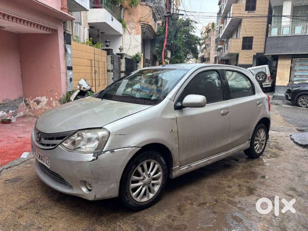 Toyota Etios Liva 1.2 Vx, 2012, Petrol