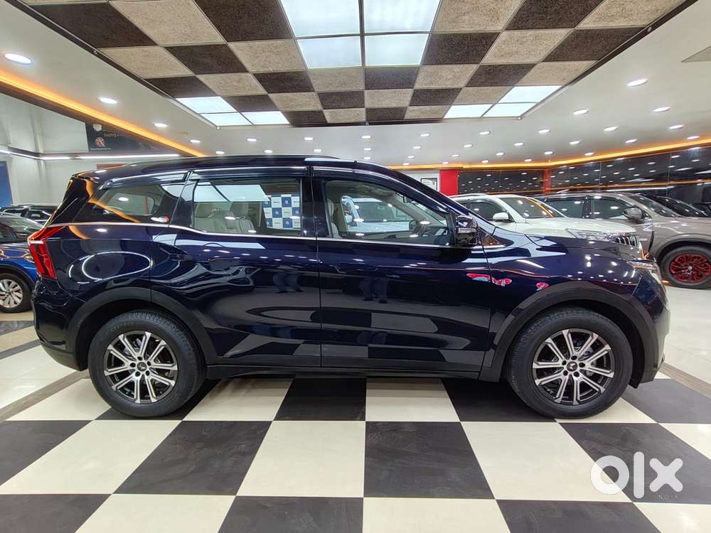 Mahindra Xuv700 2.0 Ax 7 Petrol At Luxury Pack Str, 2022, Petrol