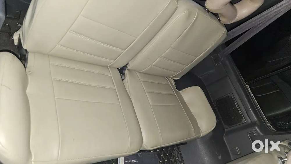 Mitsubishi Pajero ,clean Engine Room With No Accident History