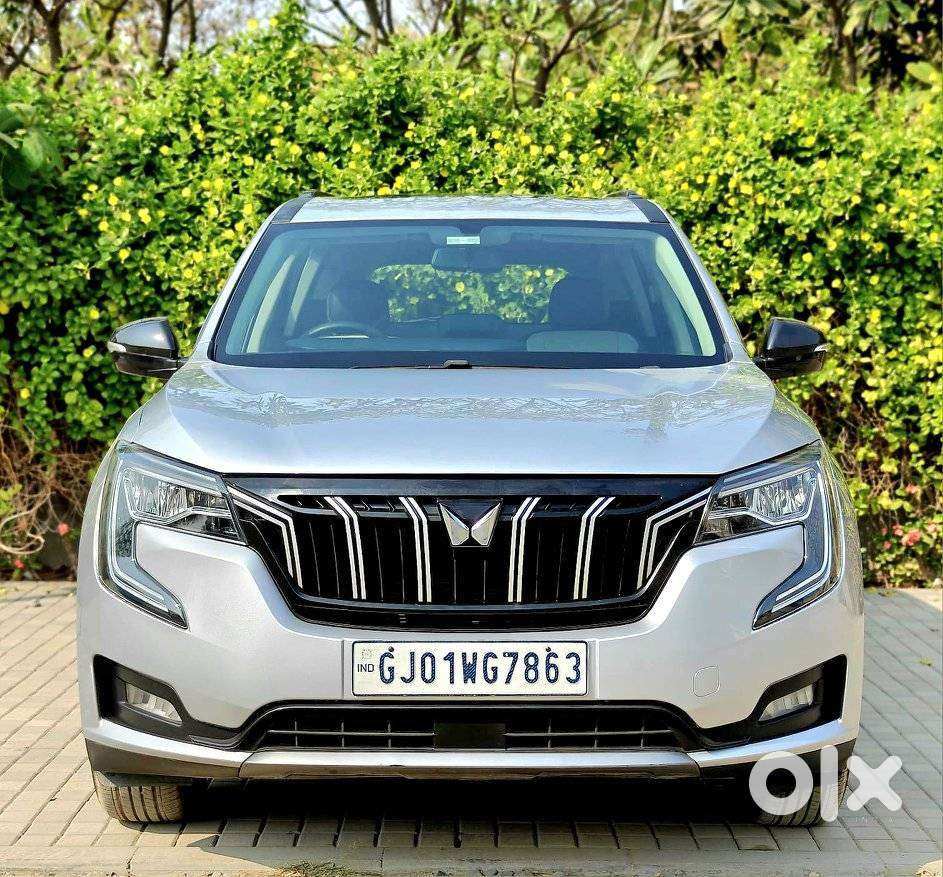 Mahindra Xuv700 2.0 Ax 5 Petrol Mt 7 Str, 2022, Petrol