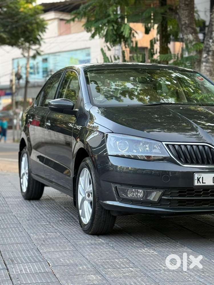 Skoda Rapid 1.6 Mpi At Style, 2018, Petrol