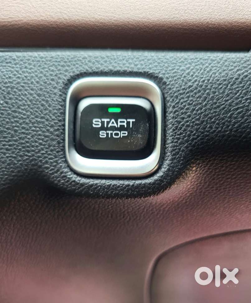 Mg Hector Sharp Pro 1.5 Turbo Cvt Dual Tone, 2023, Petrol