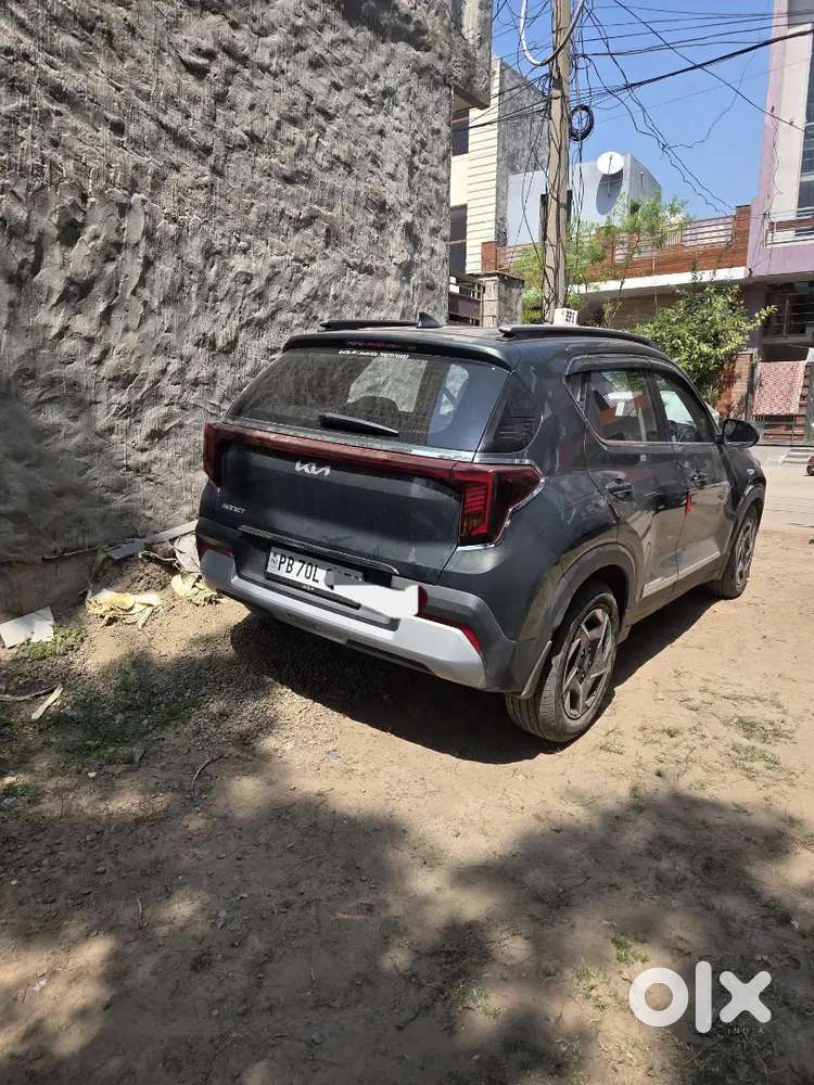 Kia Sonet 2024 Petrol 12900 Km Driven