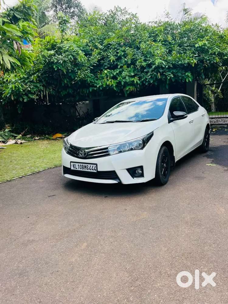 Toyota Corolla Altis 2014