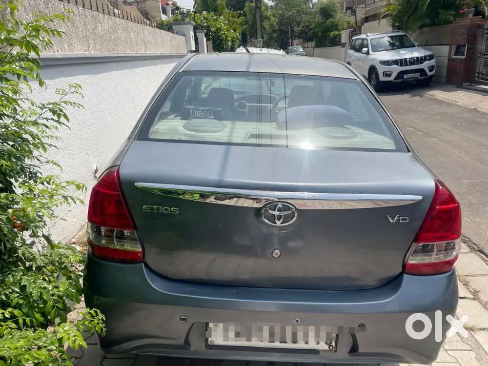 Toyota Etios 2015 Petrol 78000 Km Driven