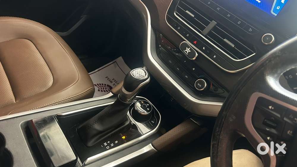 Xza Plus ,dual Tone, Automatic ,sunroof