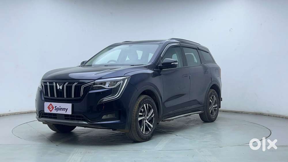 Mahindra Xuv700 2.0 Ax 5 Petrol Mt Str, 2022, Petrol