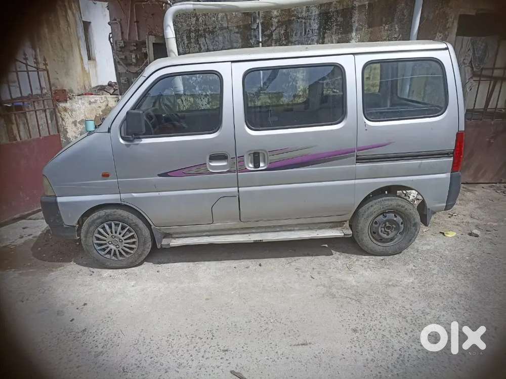 Maruti Suzuki Eeco 2016