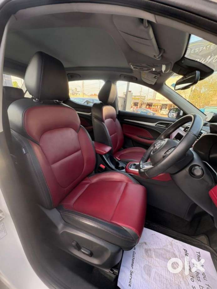 Mg Astor 1.5 Savvy Cvt S Red, 2024, Petrol