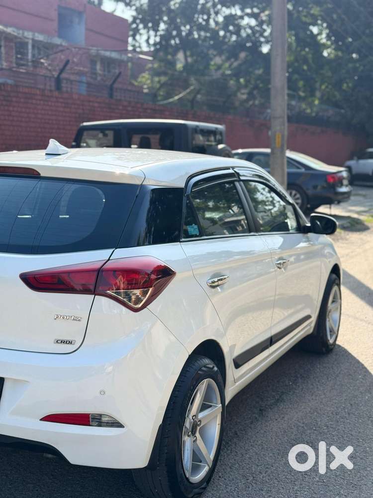 Hyundai Elite I20 1.4 Sportz (o) Crdi, 2016, Diesel