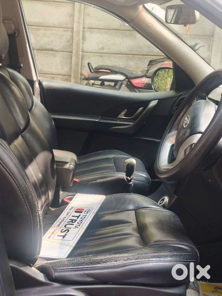 Mahindra Xuv500 2.2 W10, 2017, Diesel