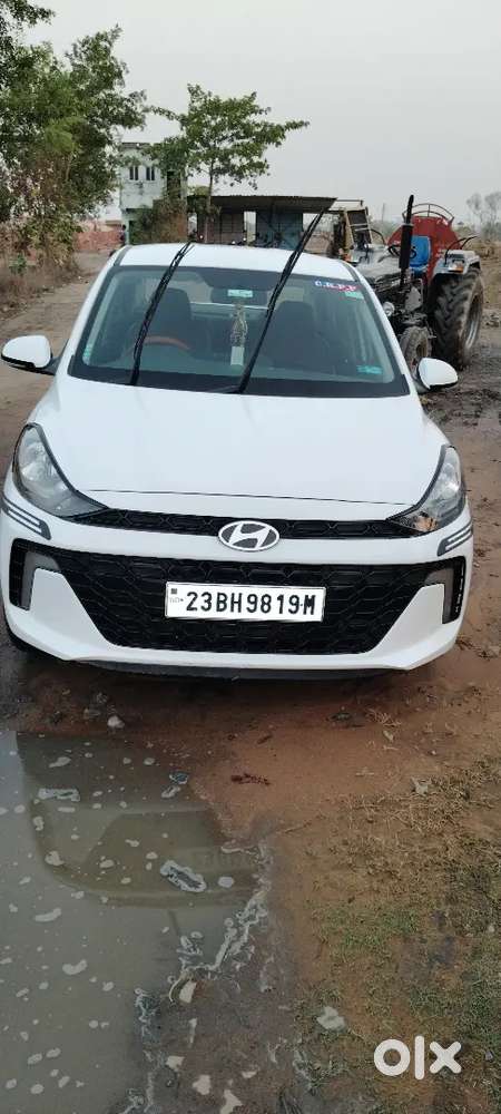 Hyundai Aura 1.2 Petrol 2023