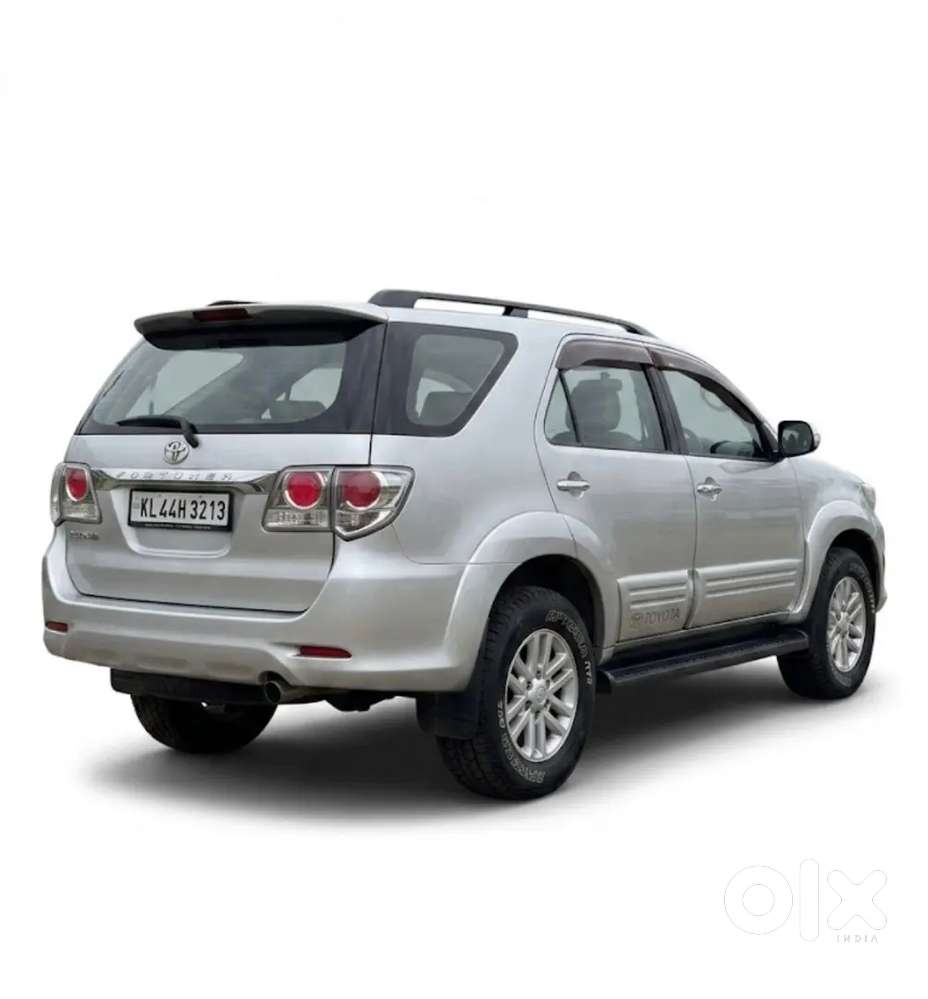 Well Maintained  Toyota Fortuner 2013 Diesel 81601 Km Driven