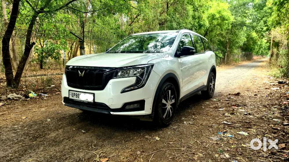 Showroom Condition Mahindra Xuv 700 Only 21000 Km Driven