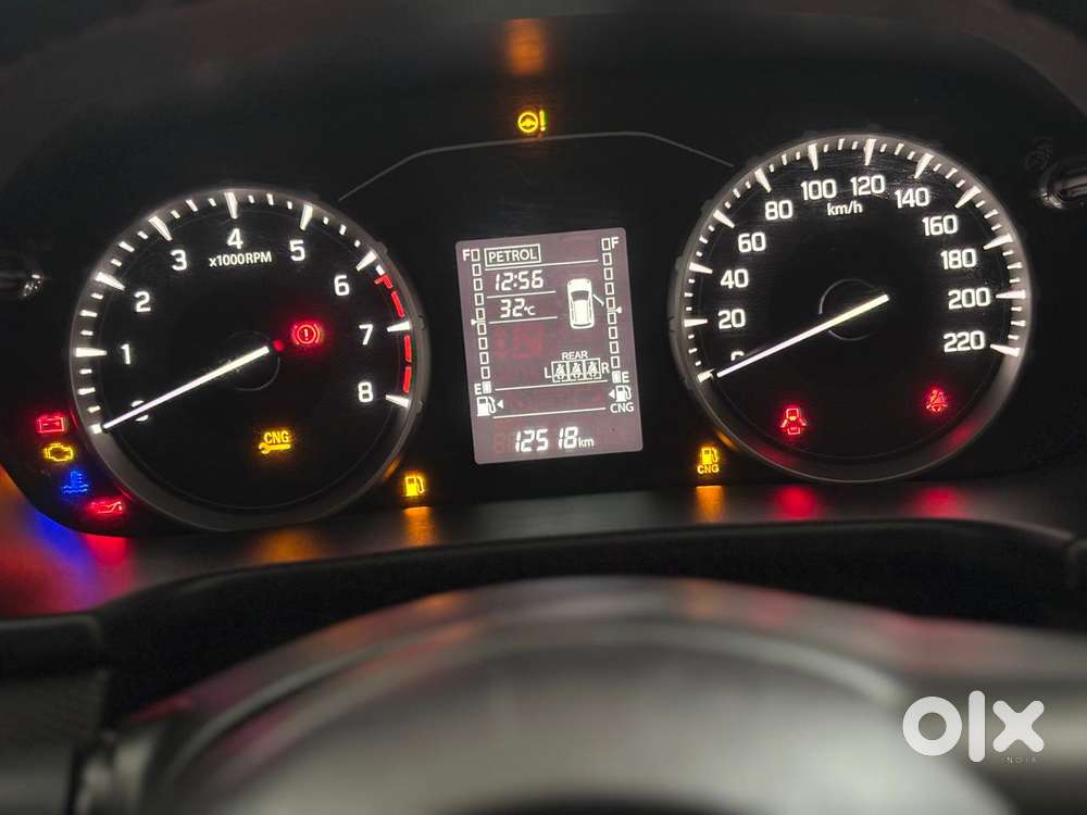 Maruti Suzuki Brezza 1.5 Vxi Cng, 2024, Cng & Hybrids