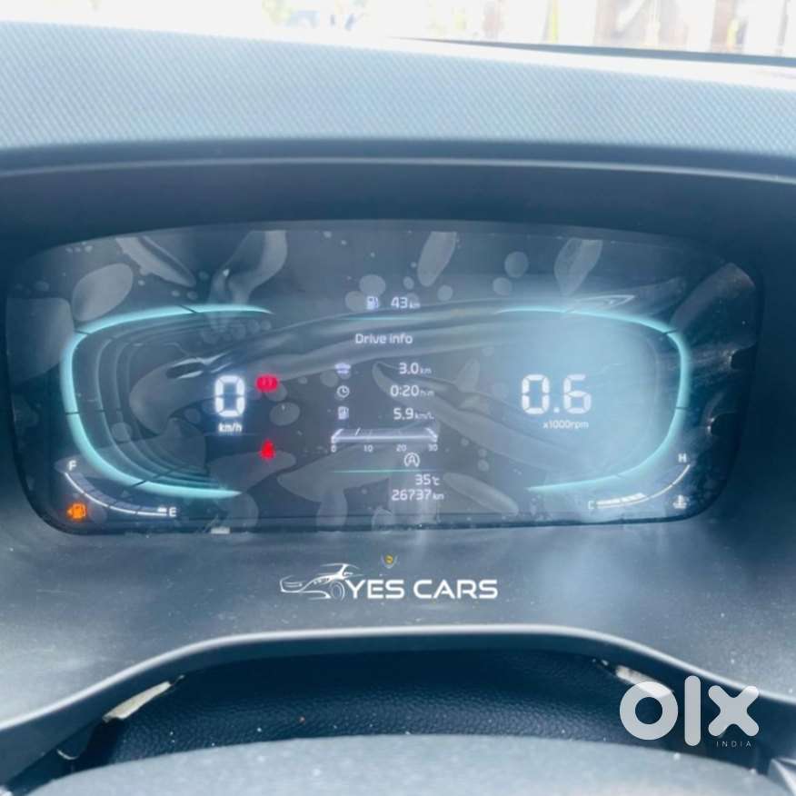 Kia Carens G1.5 6mt Gravity, 2025, Petrol