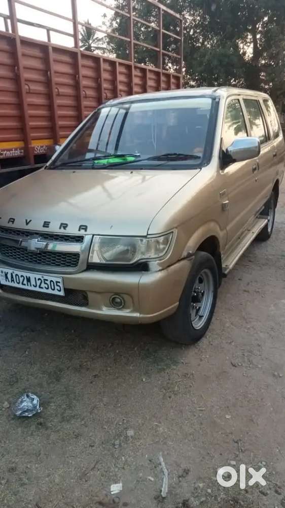 Chevrolet Tavera 2004 Diesel Well Maintained