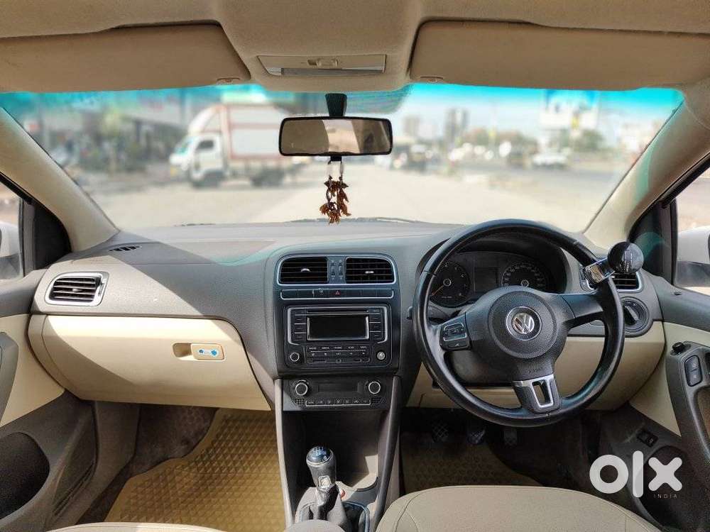 Volkswagen Vento 2010-2013 Petrol Highline, 2013, Petrol