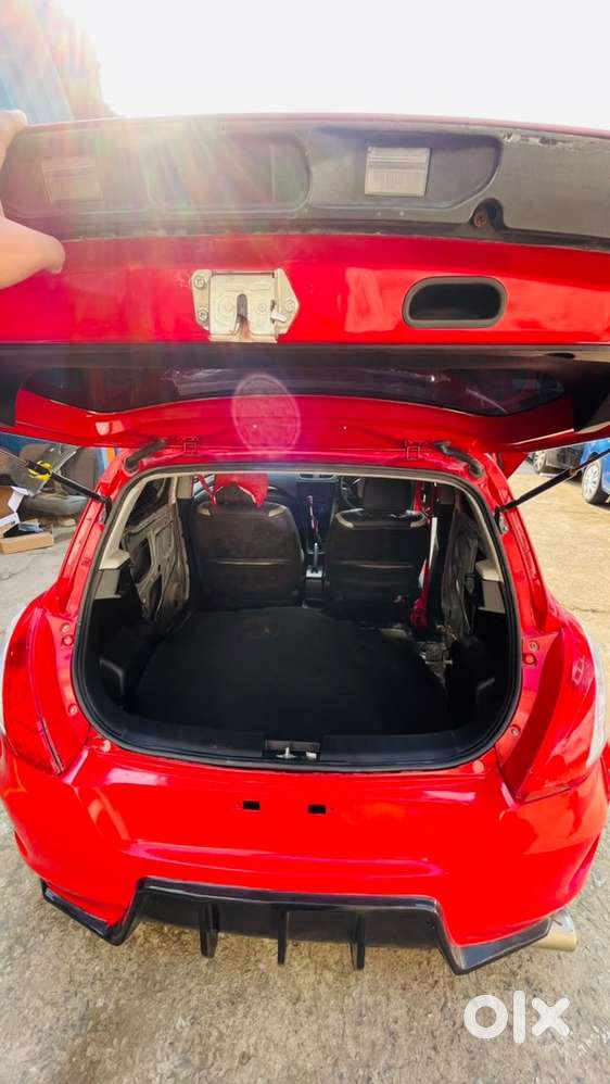 Swift Maruti Suzuki 2012 Year Model