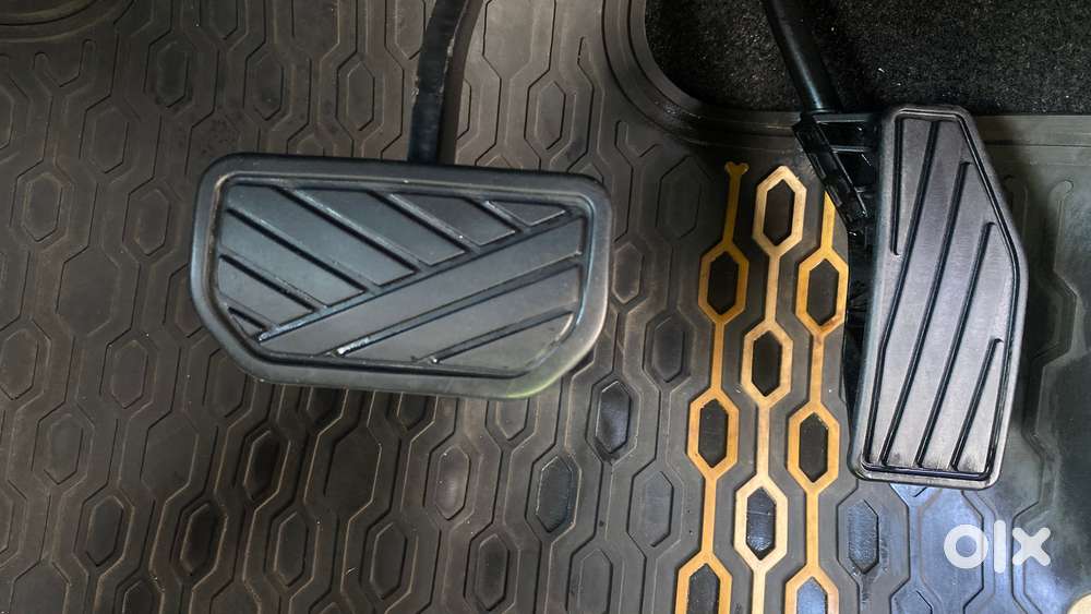 Maruti Suzuki Baleno 1.2 Cvt Zeta, 2016, Petrol