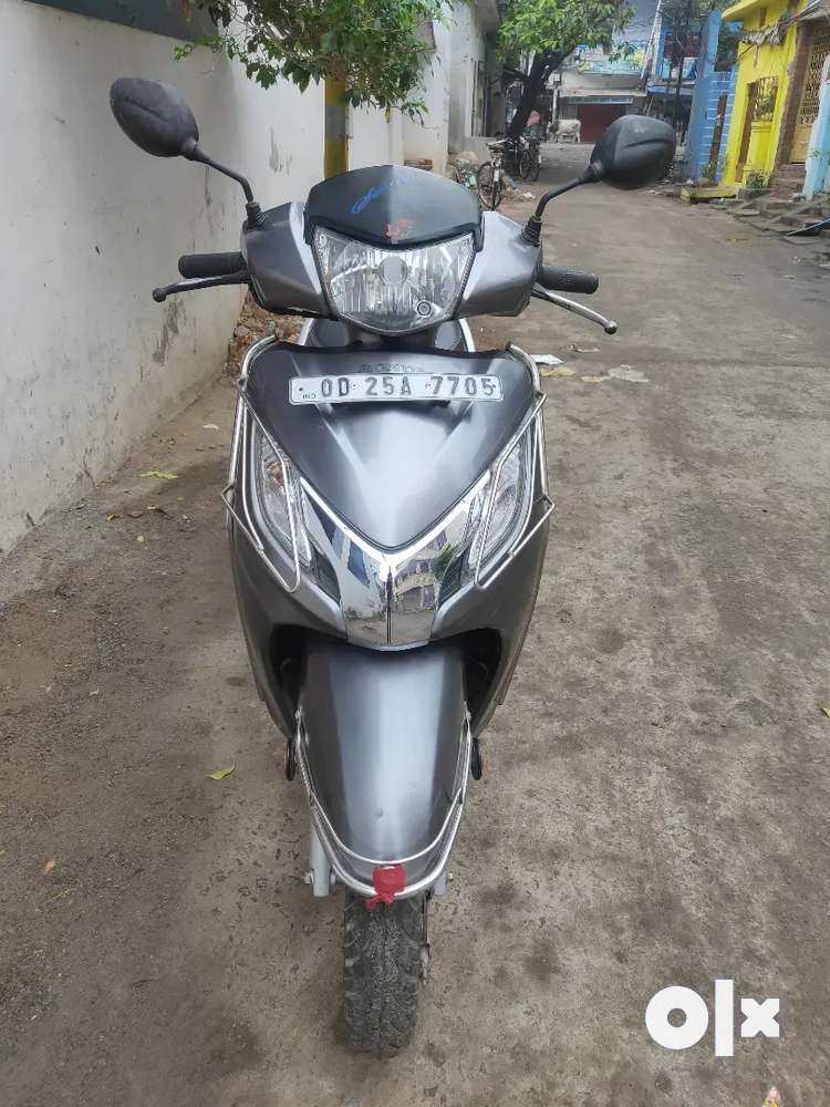 Activa 125 - Scooters - 1754010972