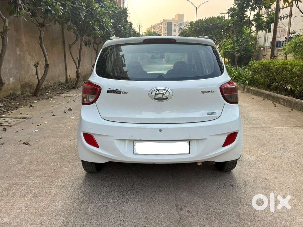 Hyundai Grand I10 Sportz Edition, 2015, Petrol
