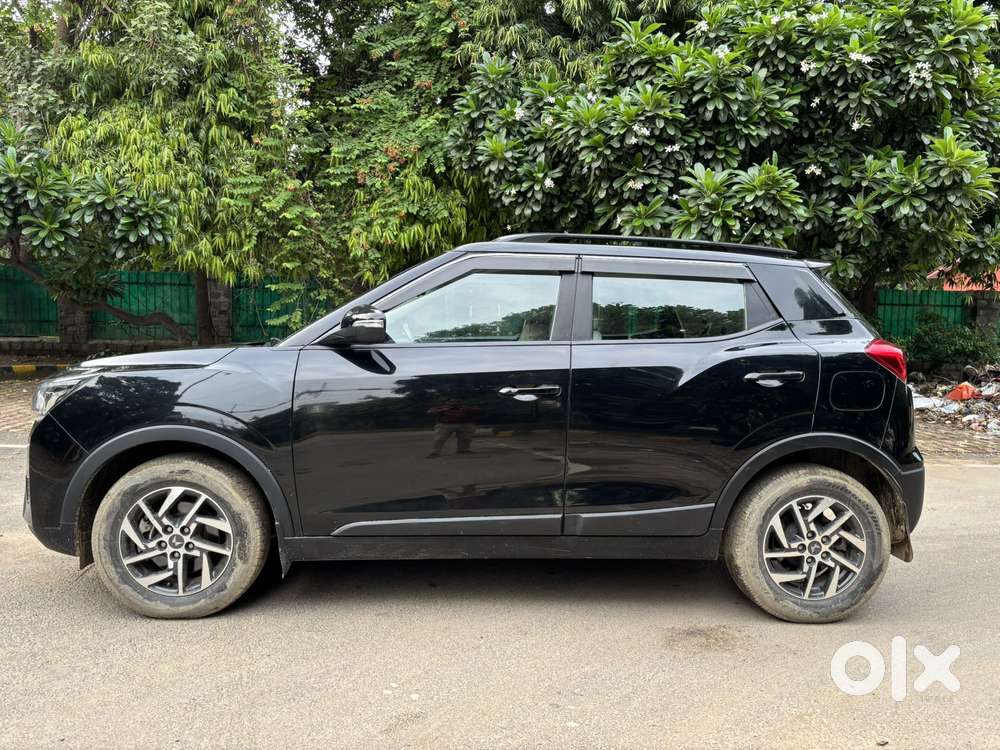Mahindra Xuv300 W8, 2023, Petrol