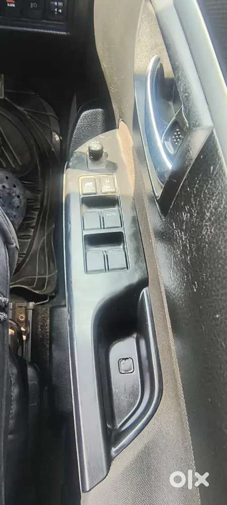 Maruti Suzuki Swift 2012 Petrol 51000 Km Driven