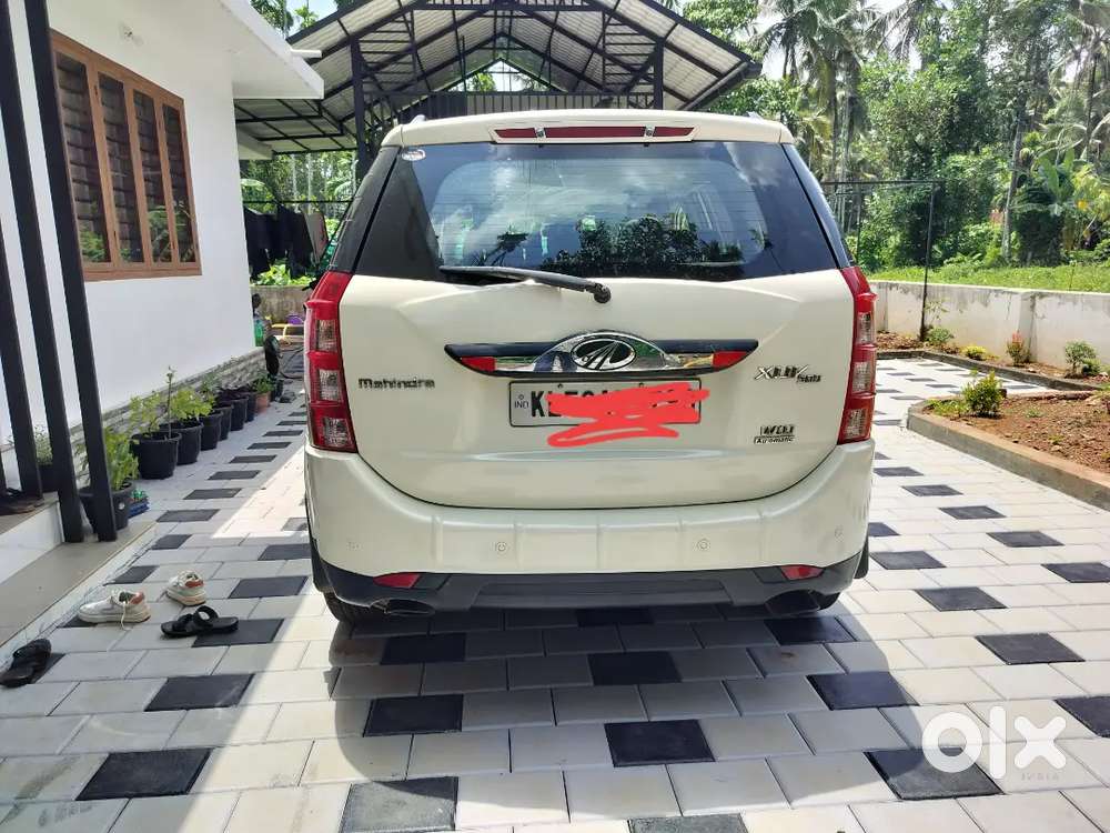 Mahindra Xuv500 2016 Diesel 94000 Km Driven