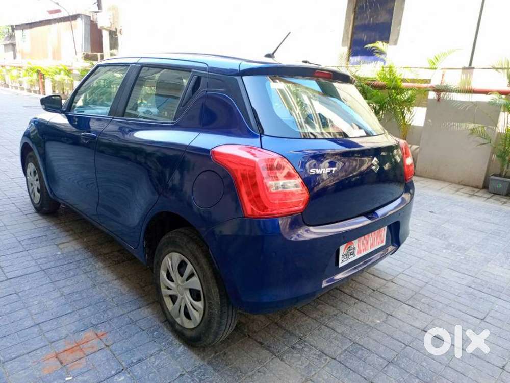 Maruti Suzuki Swift Vxi + Manual, 2022, Petrol