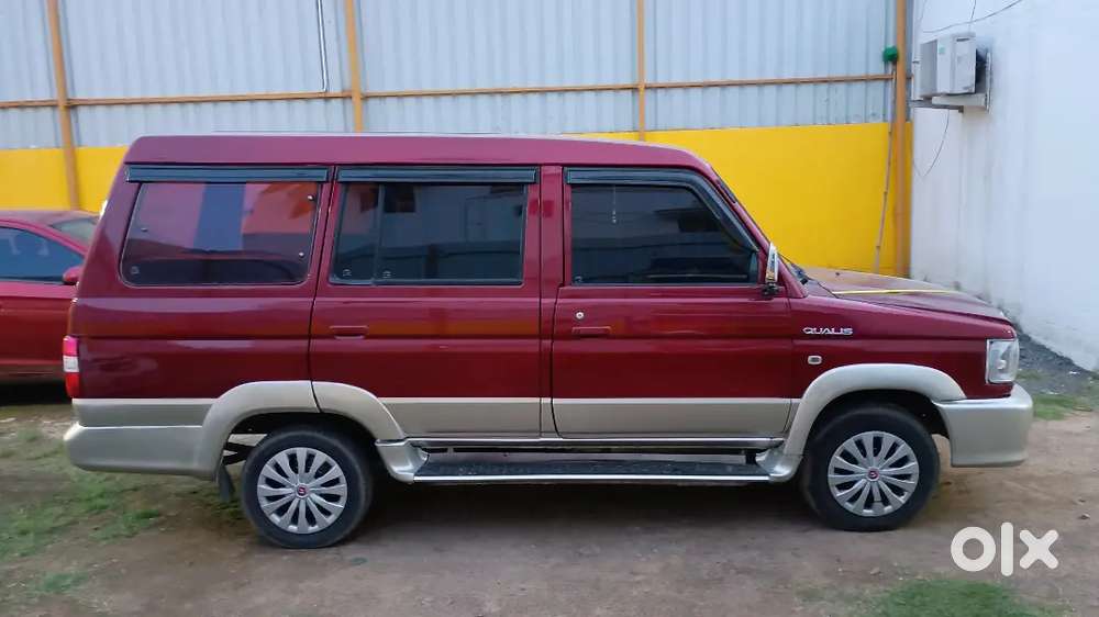 Toyota Qualis 2003