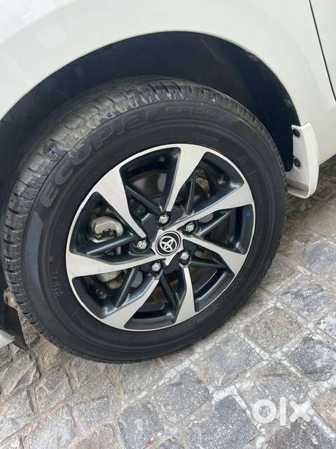 Toyota Rumion V At, 2025, Petrol