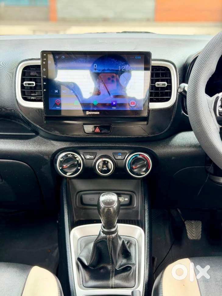 Hyundai Venue, 2021, Petrol
