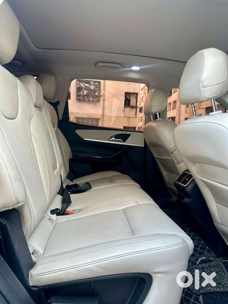 Mahindra Xuv700 2.2 Ax 7 Diesel At Str Awd, 2022, Diesel