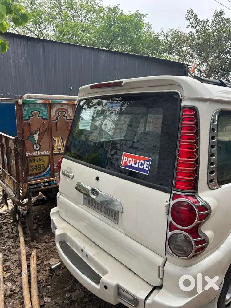 Mahindra Scorpio 2011 Diesel 100200 Km Driven