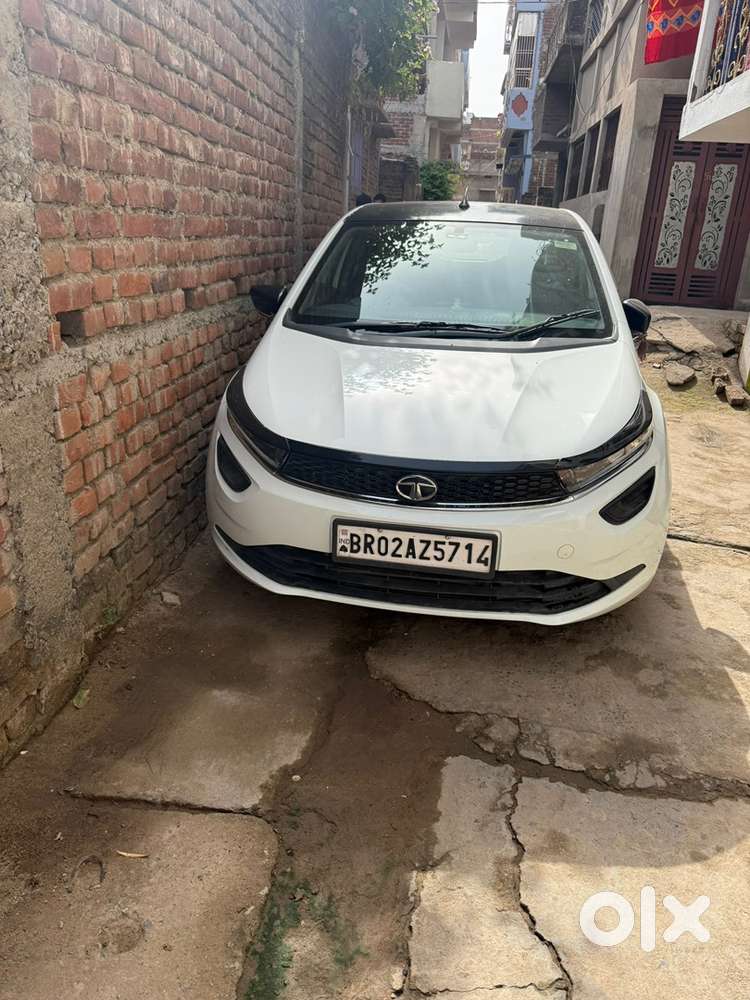 Tata Altroz 2021 Petrol 26500 Km Driven