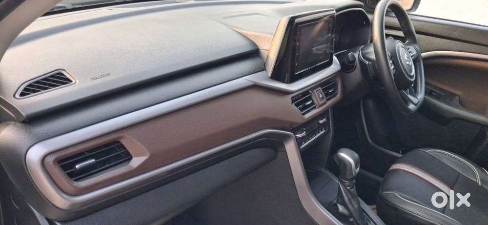 Maruti Suzuki Brezza 1.5 Zxi At Smart Hybrid, 2023, Petrol