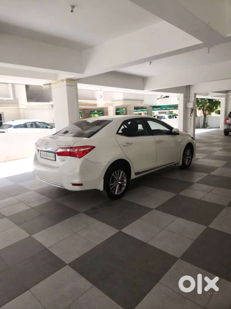 Toyota Corolla Altis 2014 Cng