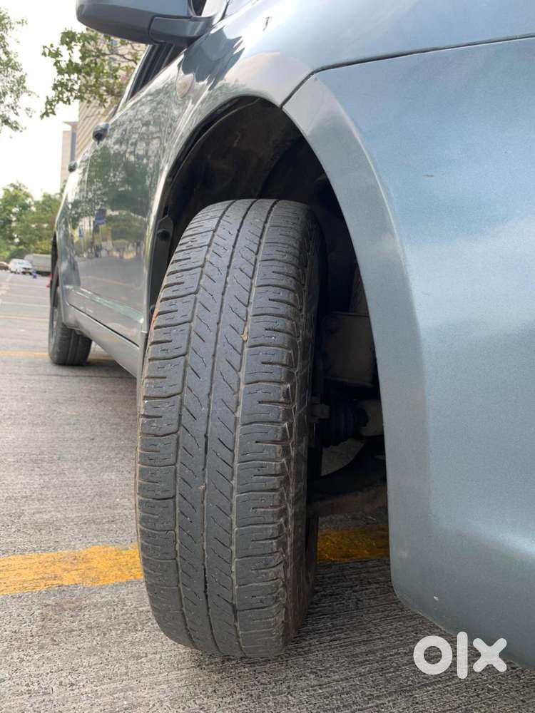 Maruti Suzuki Swift Dzire Vxi(o) Mt, 2011, Petrol
