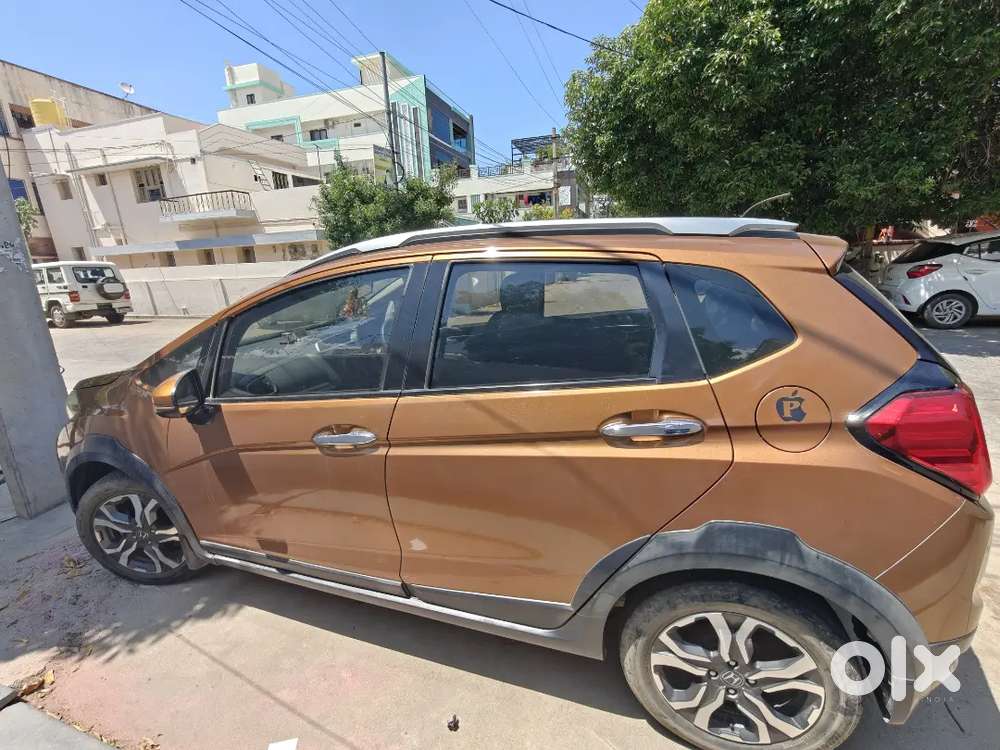 Honda Wr-v 2017 Sunroof Good Condition