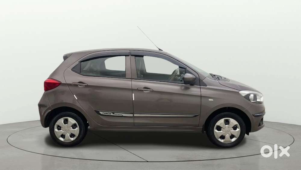 Tata Tiago 1.2 Revotron Xt, 2017, Petrol