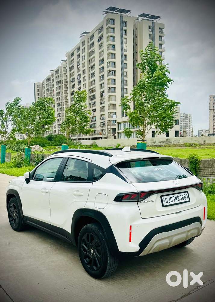 Maruti Suzuki Fronx Delta Plus 1.2 Ags, 2023, Cng & Hybrids