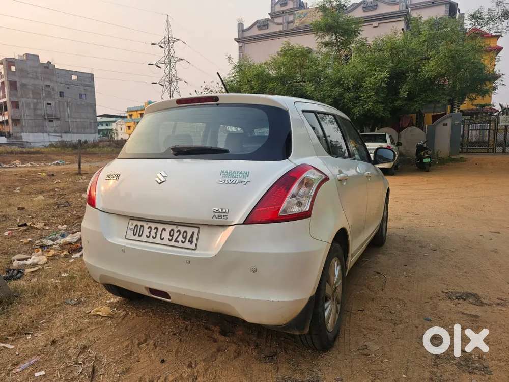 Maruti Suzuki Swift 2015 Diesel 72958 Km Driven