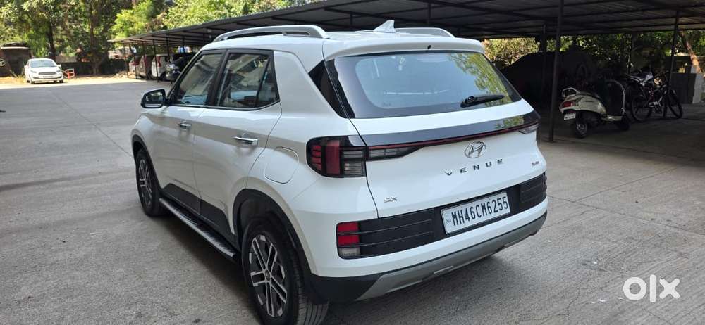 Hyundai Venue Sx+ At, 2024, Petrol