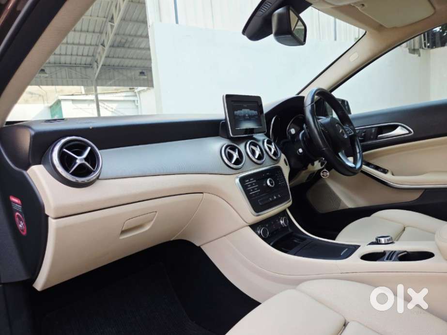 Mercedes-benz Gla Class [2014-2017] 2.0 200 Cgi Sport, 2017, Petrol