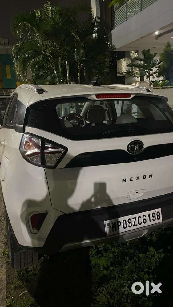 Tata Nexon Only 25000 Km Run Petrol Manual 2022 Year, Premiun Seat